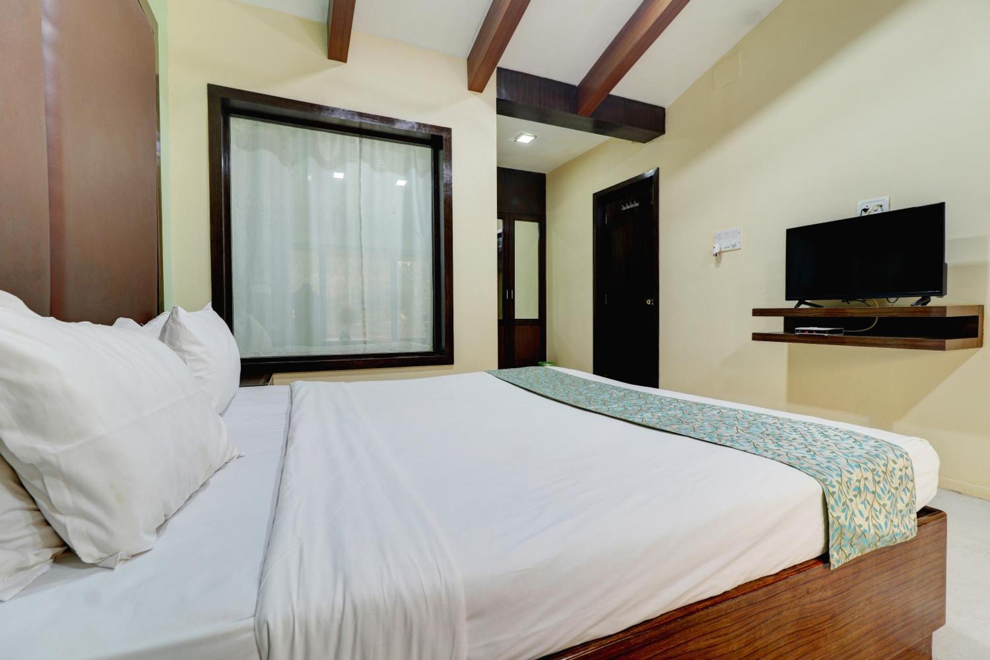 Amazinn Villa Лонавала Экстерьер фото