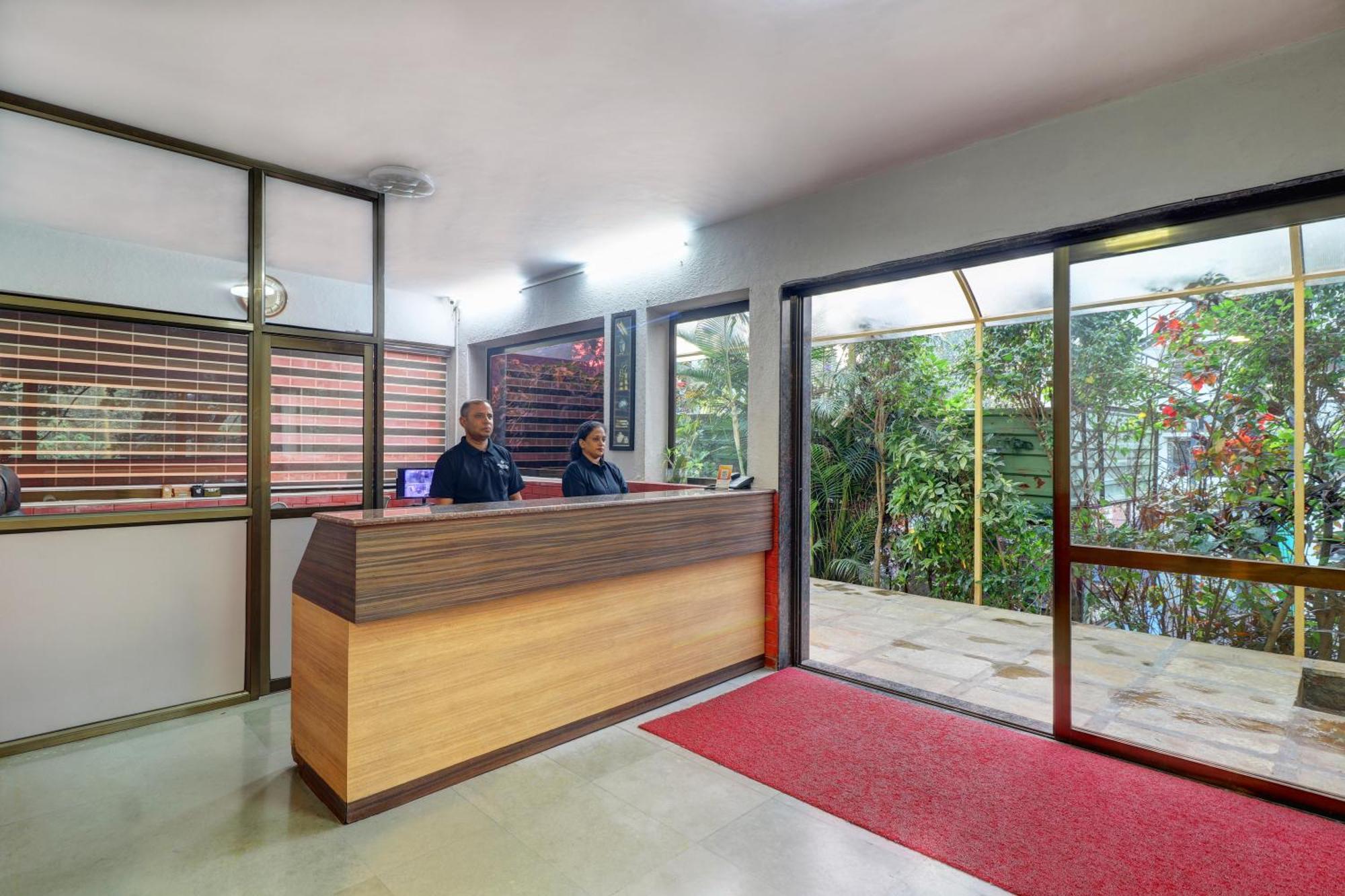 Amazinn Villa Лонавала Экстерьер фото